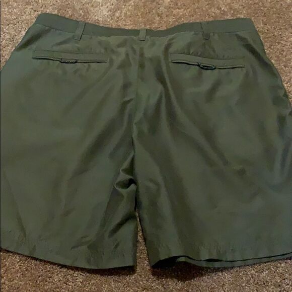 Men’s Columbia shorts. Waist 40 - Picture 7 of 7
